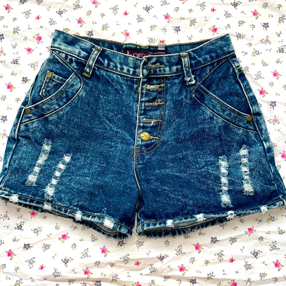 Fashion Nova shorts